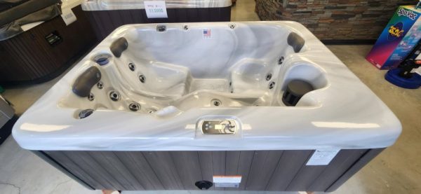 Spa MAAX American Whirlpool modèle 151 – Image 5