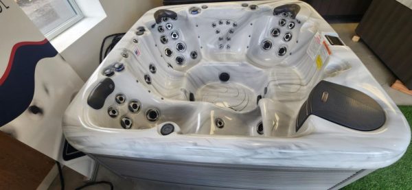 Spa MAAX American Whirlpool modèle 471 – Image 3