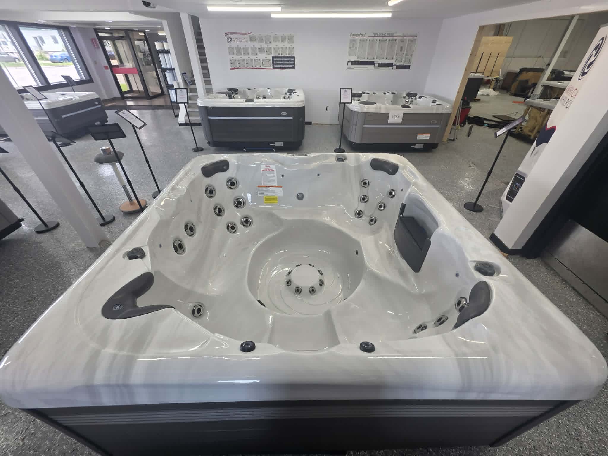 Spa MAAX American Whirlpool modèle 280 – Image 5