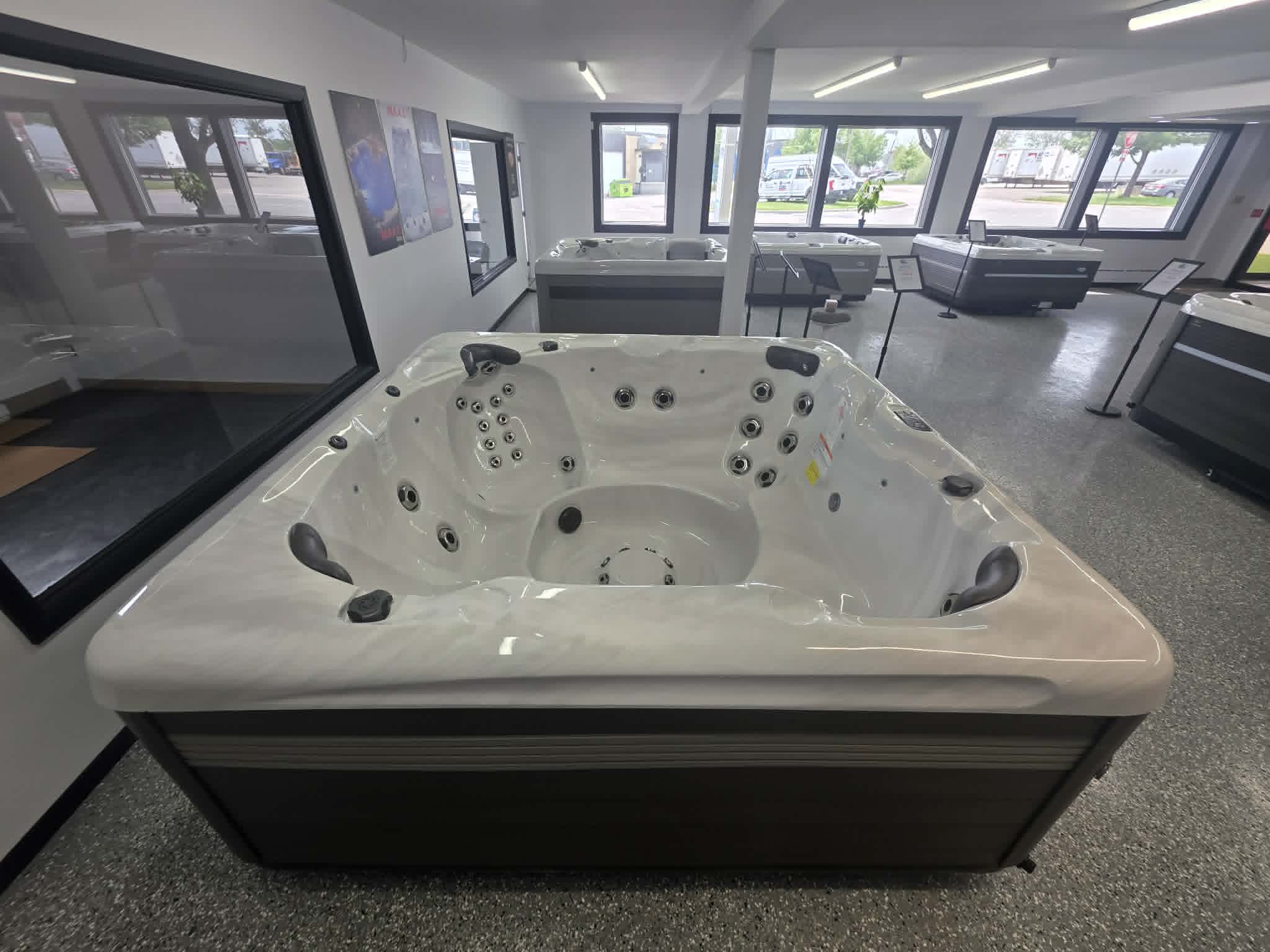 Spa MAAX American Whirlpool modèle 280 – Image 4