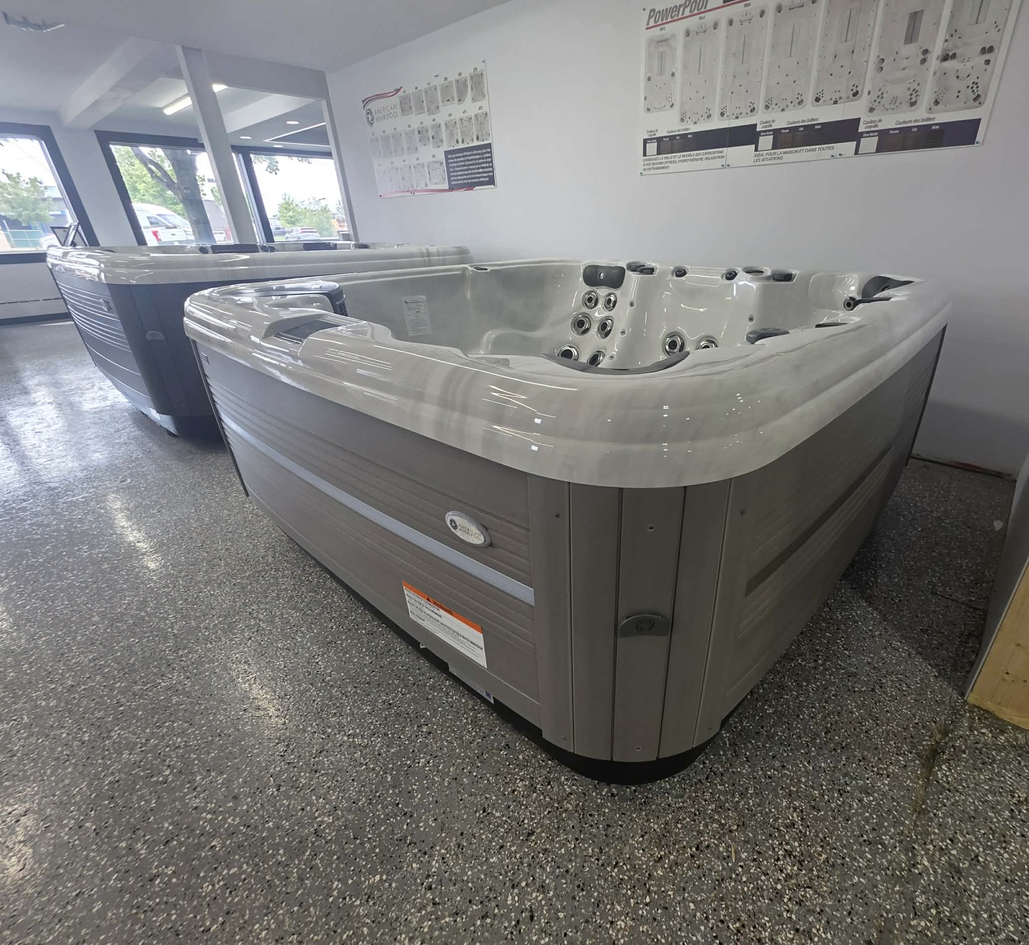 Spa MAAX American Whirlpool modèle 471 – Image 2