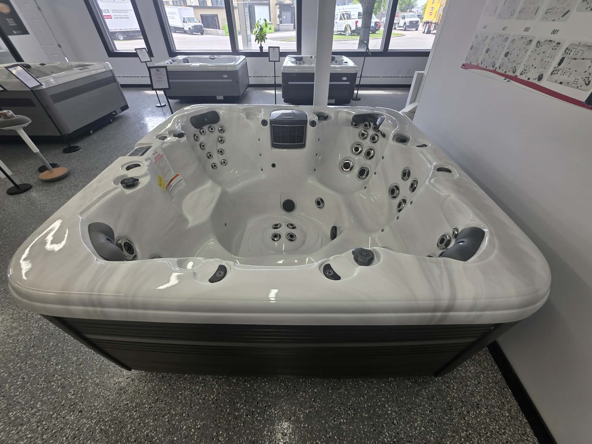 Spa MAAX American Whirlpool modèle 480 – Image 5