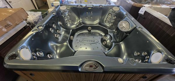 Jacuzzi modèle J280 (2011)