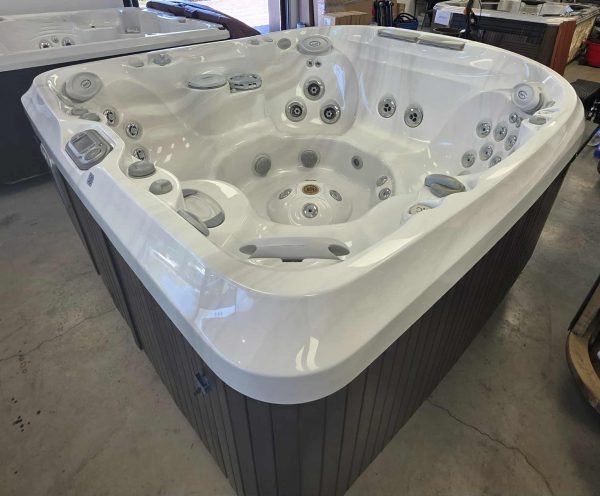 Jacuzzi, modèle J470 (2013) – Image 4
