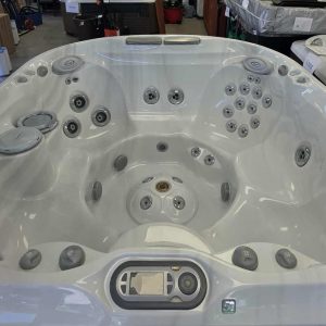 Jacuzzi, modèle J470 (2013)