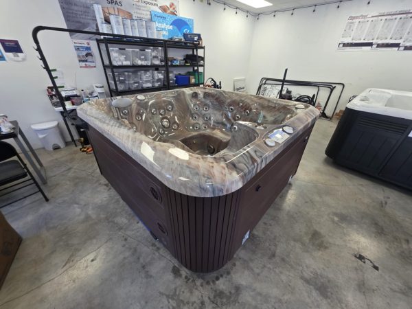 Détendez-vous dans le luxe : Spa Hydropool La-Z-Boy Signature 2017 – Image 2