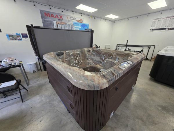 Détendez-vous dans le luxe : Spa Hydropool La-Z-Boy Signature 2017 – Image 7