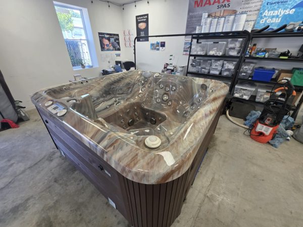 Détendez-vous dans le luxe : Spa Hydropool La-Z-Boy Signature 2017 – Image 4
