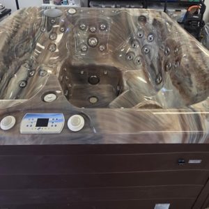 Détendez-vous dans le luxe : Spa Hydropool La-Z-Boy Signature 2017