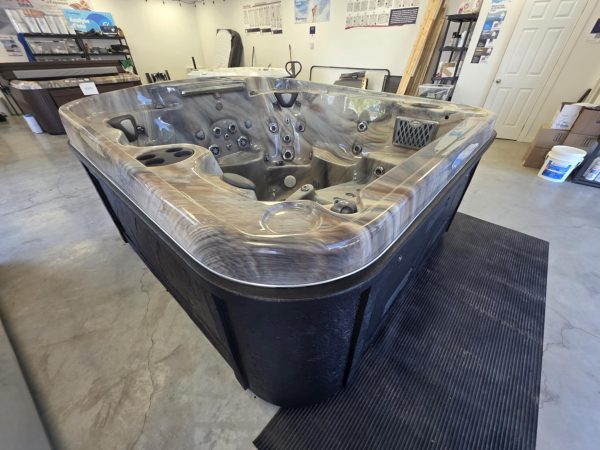 Le Luxe à Domicile : Coast Spas 92X92 - 5 Places, 54 Jets – Image 3