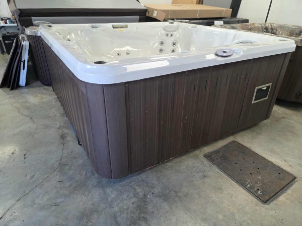 Spa Jacuzzi J-280 Reconditionné - L'ultime détente pour 6 personnes! – Image 3