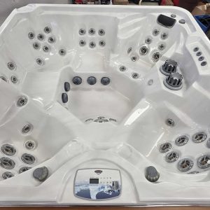 ♨️ Occasion Unique : Spa Arctic Spa Summit L61 (2019) – L'Ultime Expérience de Détente! ♨️