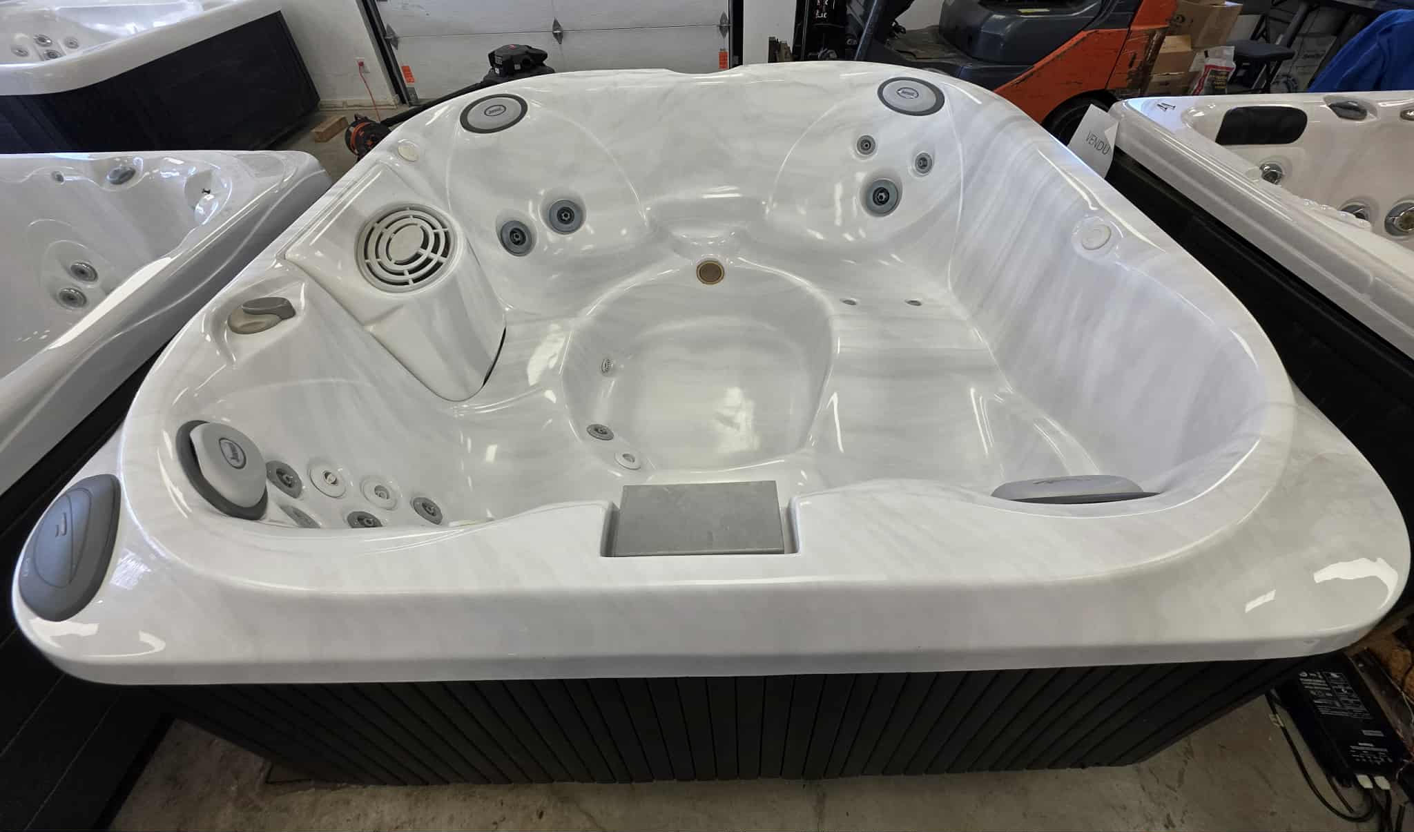 Superbe Spa Jacuzzi J-345 (2013) Reconditionné – Garanti 1 an – Image 5
