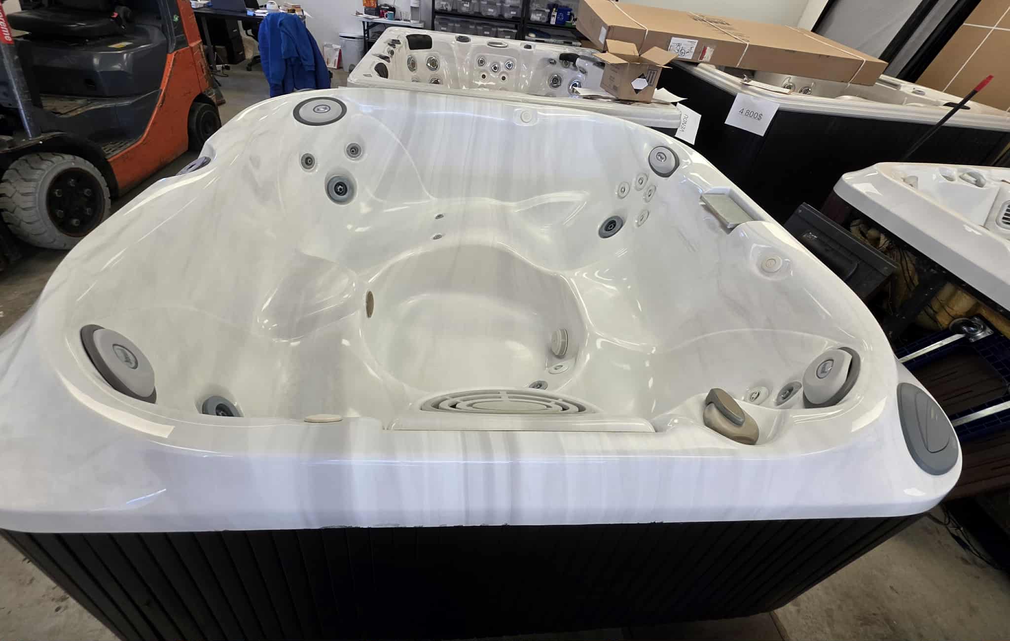 Superbe Spa Jacuzzi J-345 (2013) Reconditionné – Garanti 1 an – Image 4