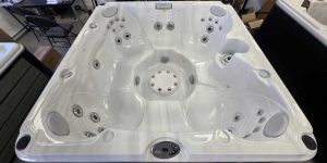 Spa Jacuzzi J-270 (2013) Reconditionné – Garantie 1 an
