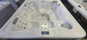 Spa MAAX Élite (6 places) – Reconditionné & Garanti 1 an