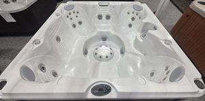 Spa Jacuzzi J-280 (2012) – Entièrement Reconditionné & Garanti 1 An !