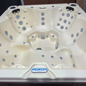 Spa Destiny River 2011 Reconditionné - 6 Places dont Chaise Longue