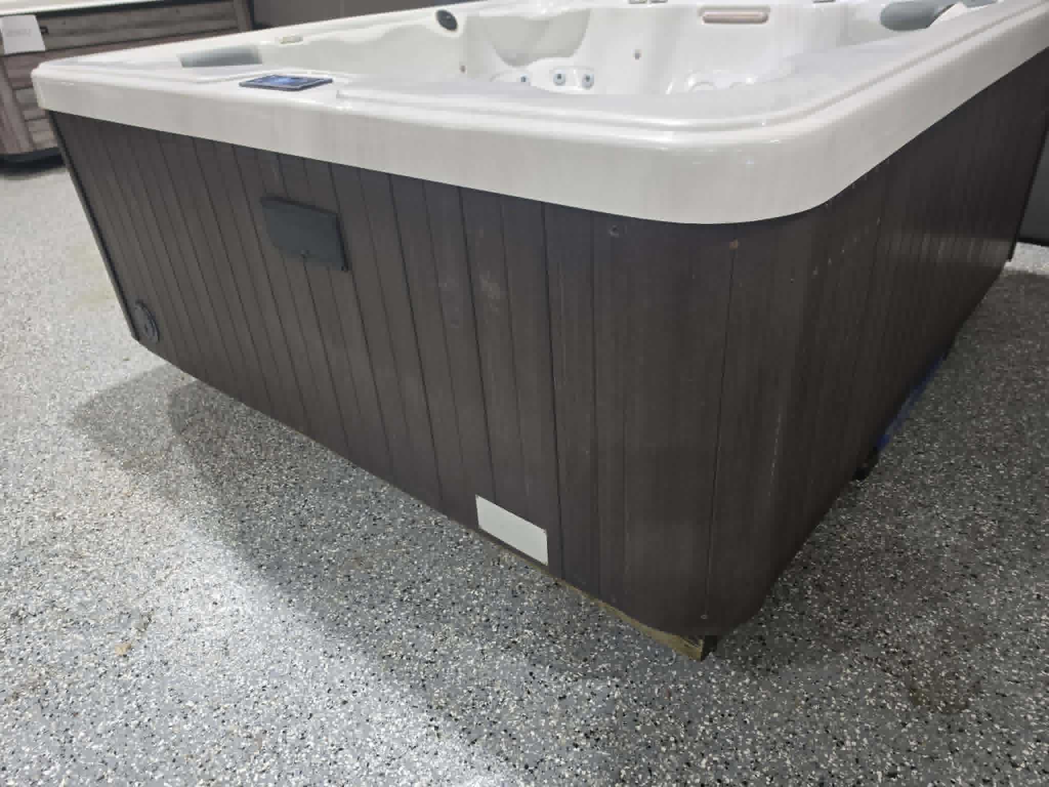 Spa MAAX Élite Spas 2012 – Reconditionné avec Garantie 1 An! – Image 3