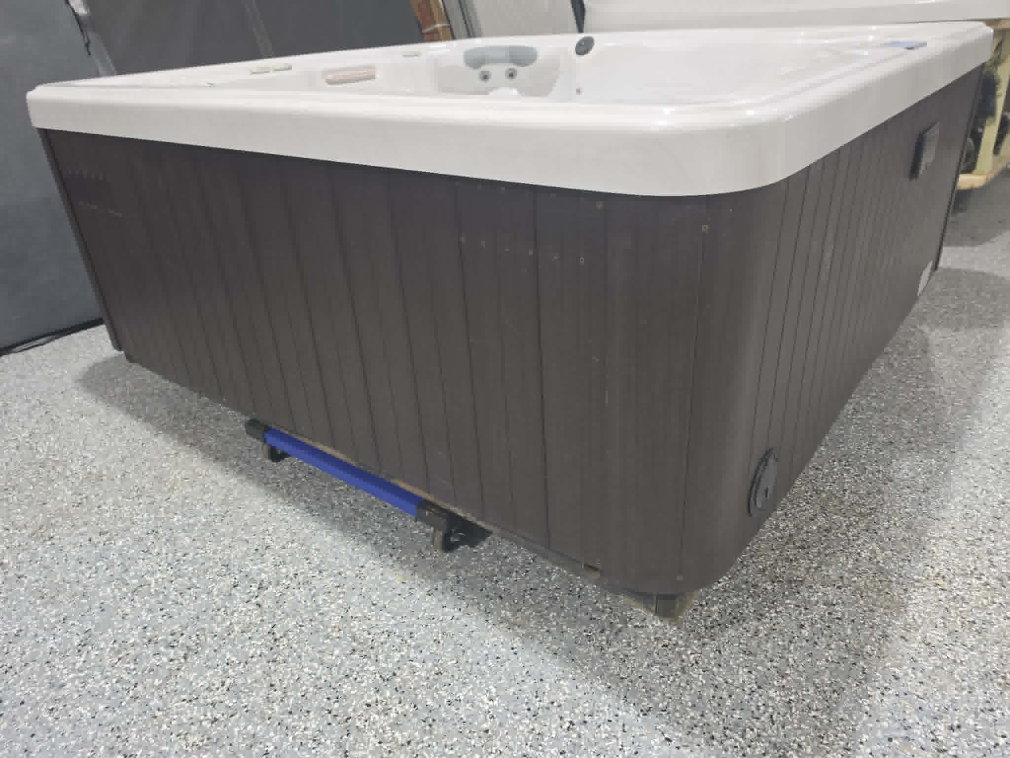 Spa MAAX Élite Spas 2012 – Reconditionné avec Garantie 1 An! – Image 2