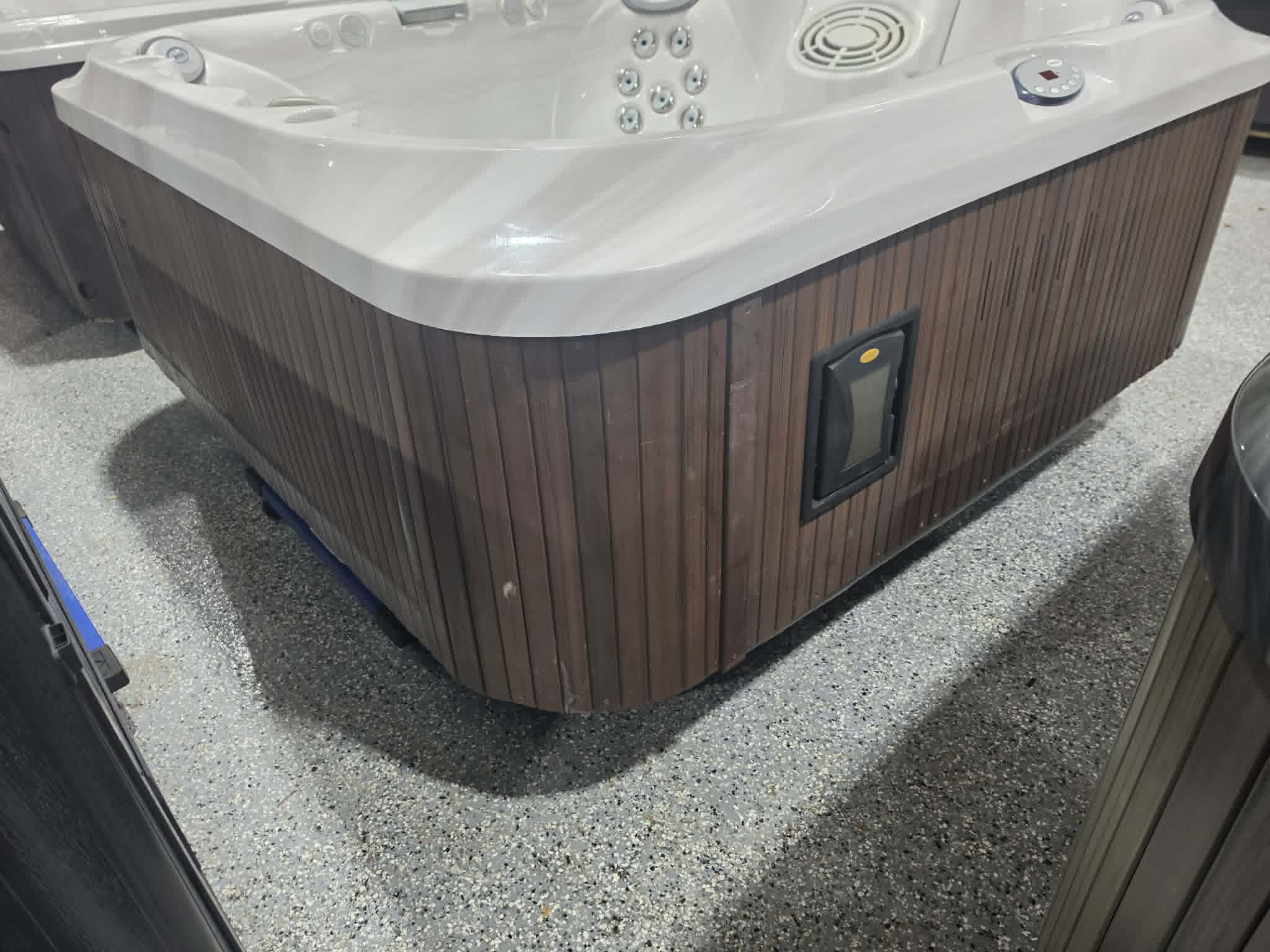 Spa Jacuzzi J-345 (2014) Reconditionné – 6 places – Garantie 1 an! – Image 2