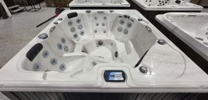 Spa Trévi 2014 Reconditionné | 6 places (Chaise Longue) | Garantie 1 An