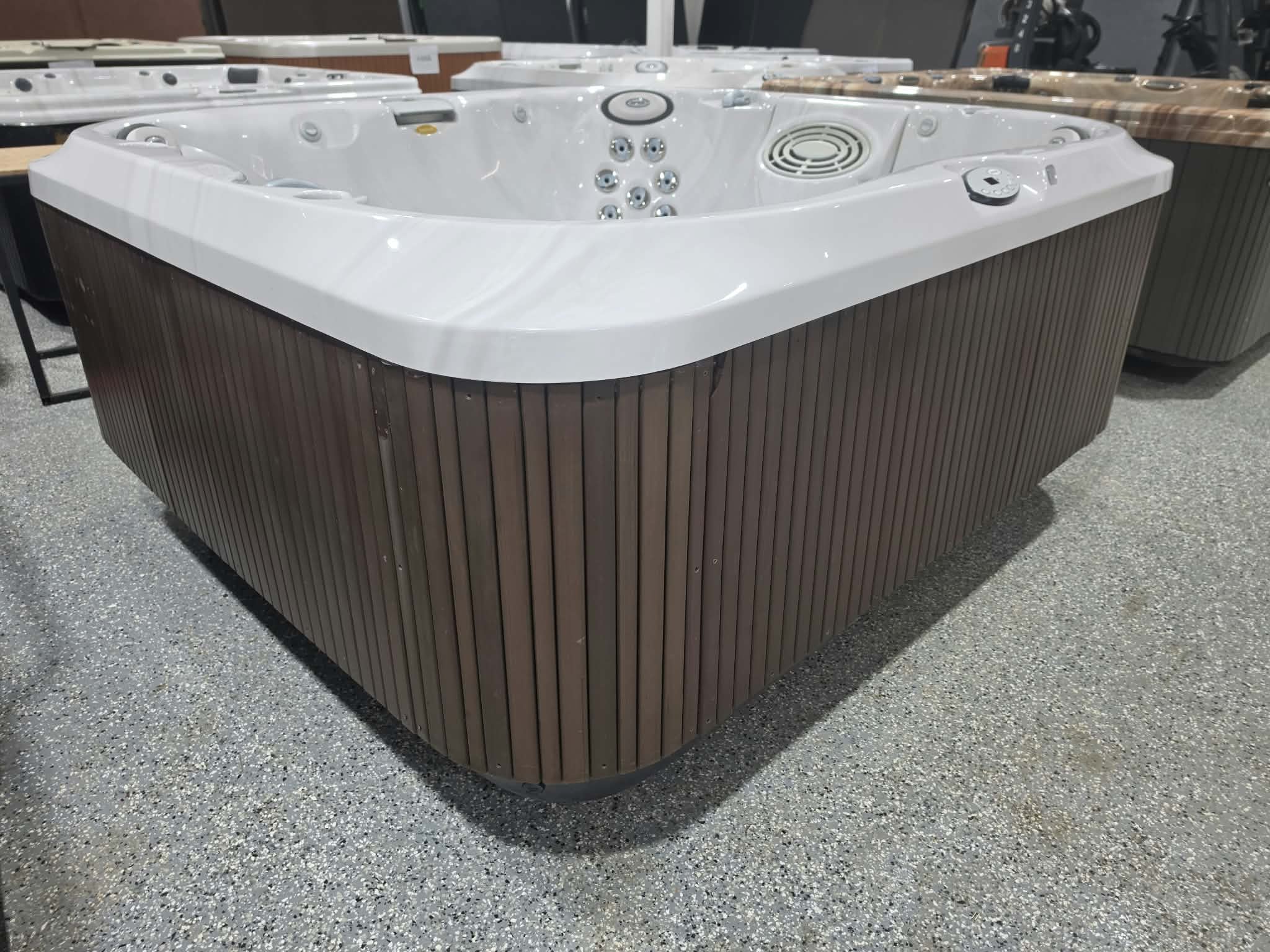 Spa Jacuzzi® J-365 (2013) – Entièrement reconditionné | Garantie 1 an – Image 5