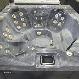 SPA RECONDITIONNÉ TRÉVI 36 (2022) – COMME NEUF AVEC GARANTIE