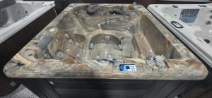 Spa reconditionné Trévi 52 (2016) - 6 places (avec chaise longue) - Garantie 1 an
