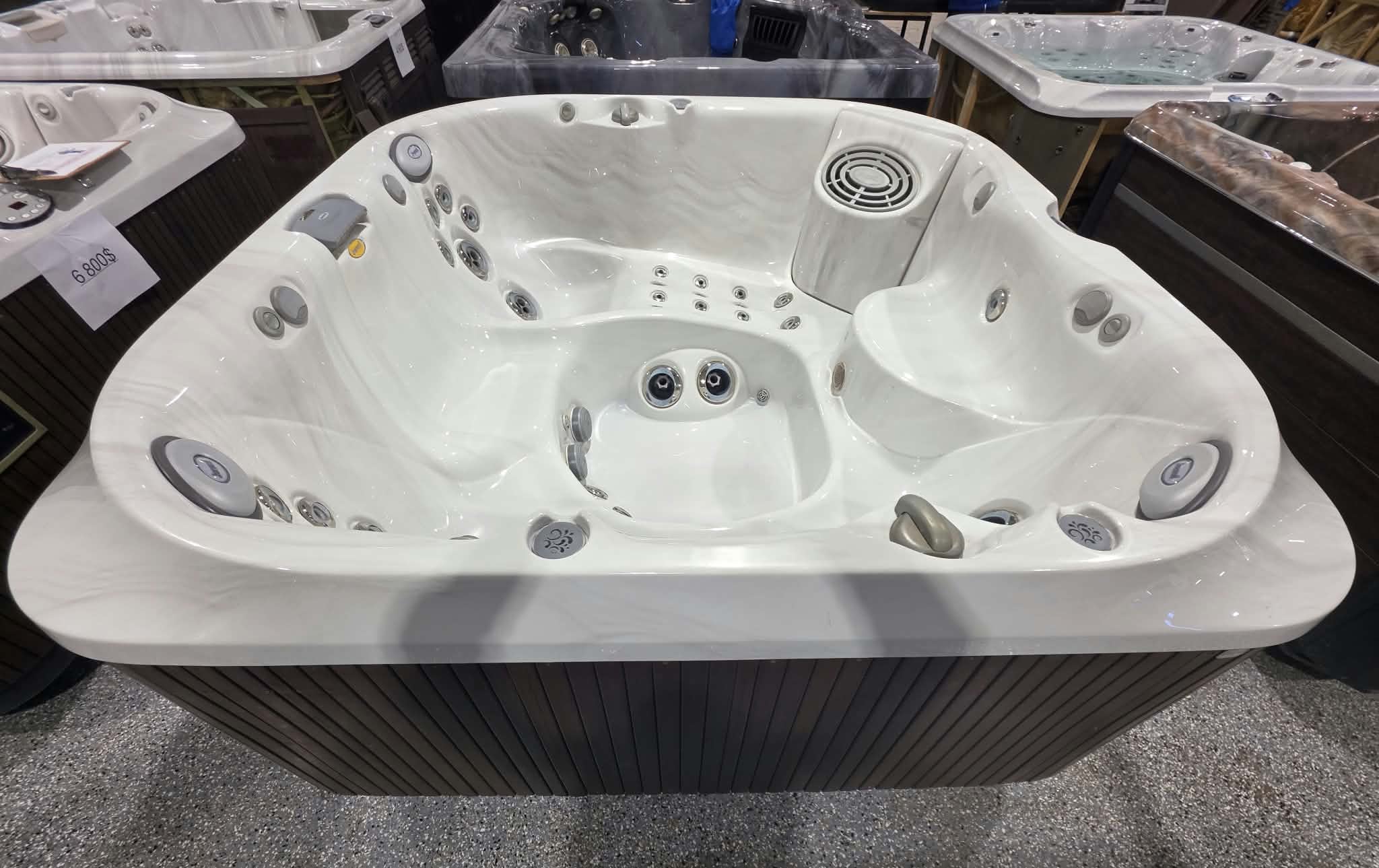 Spa Jacuzzi J-335 (2013) – Reconditionné avec garantie – Image 4